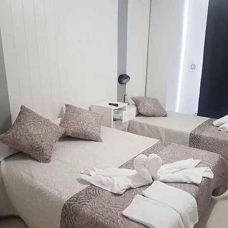 Hotel Aloha 2*